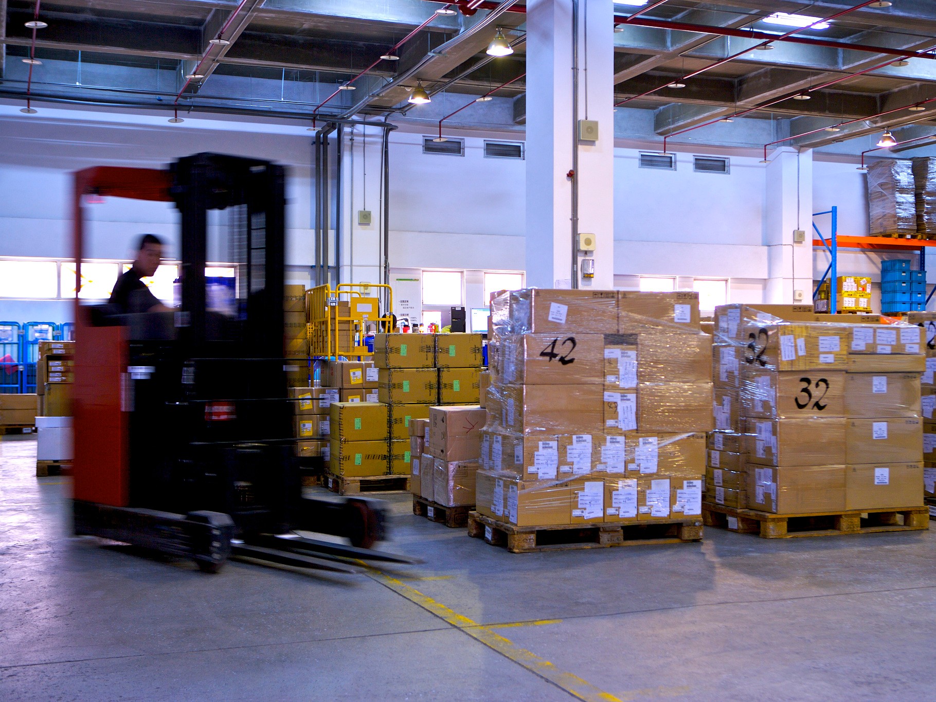 美国海外仓库存一般控制在多少?